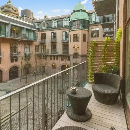 Chic Loft In Citycenter With Style, Comfort & Location - 5 Min Walk From Station *